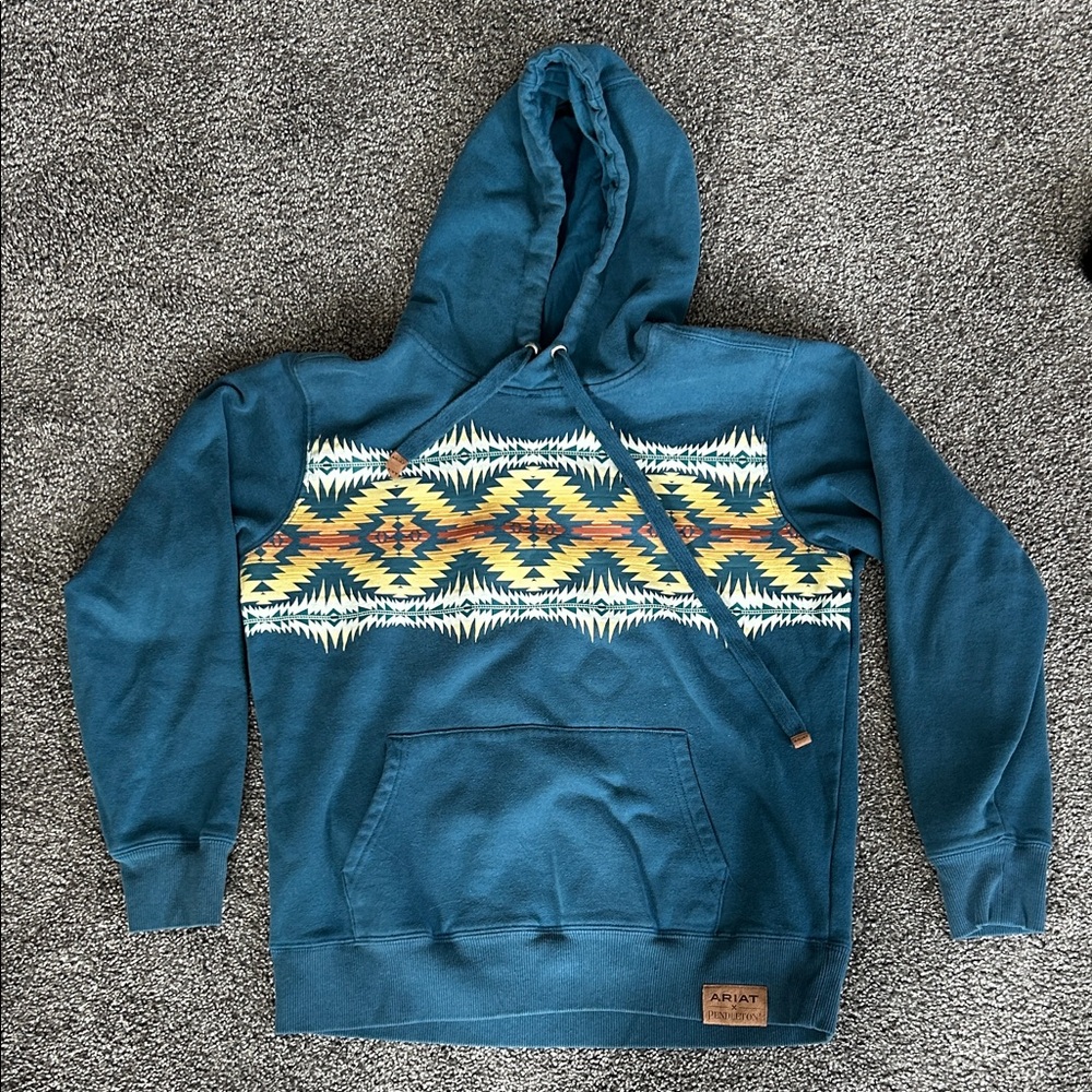 Ariat x Pendleton hoodie